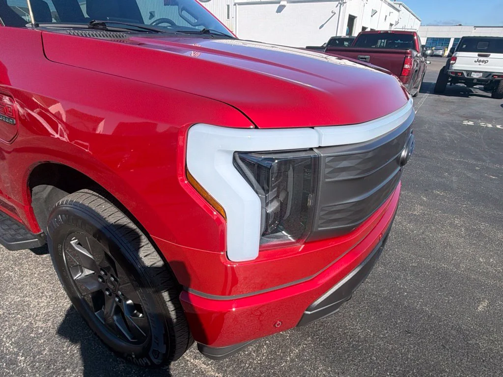 Used 2023 Red Metallic Ford Lariat image 15