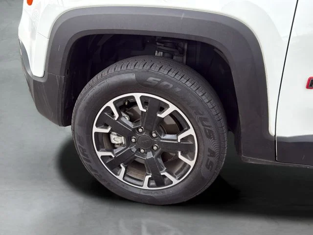 Used 2023 White Jeep Trailhawk image 9
