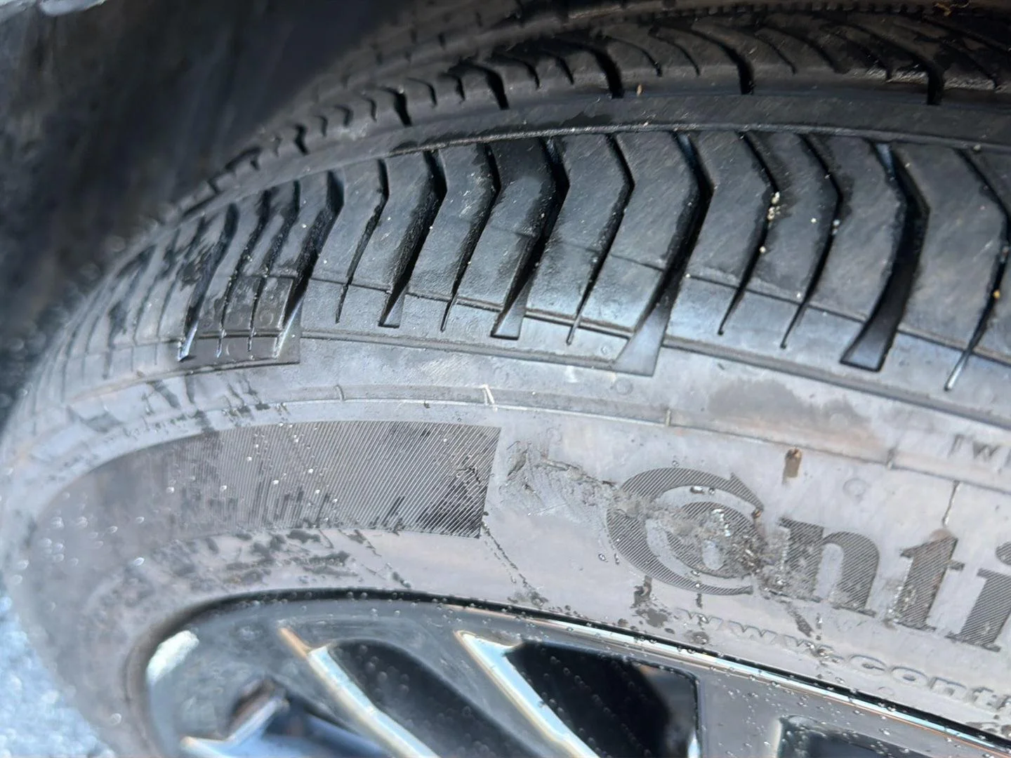 Certified Used 2025 Heavy Metal Toyota SE image 38