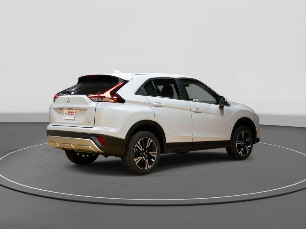 2026 Mitsubishi Eclipse Cross SE - Photo 5
