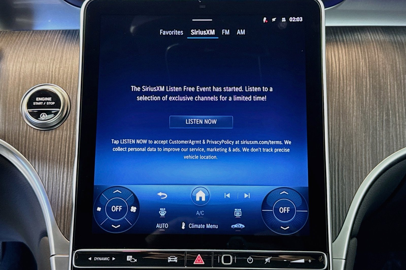 New 2026 Polar White Mercedes-Benz GLC 300 image 14