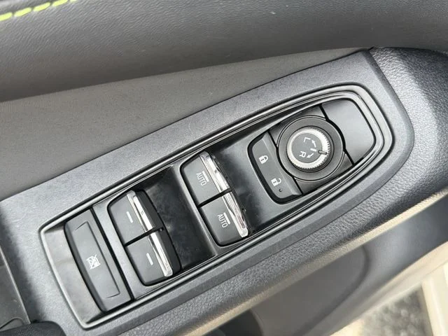Used 2024 White Subaru Onyx Edition image 32