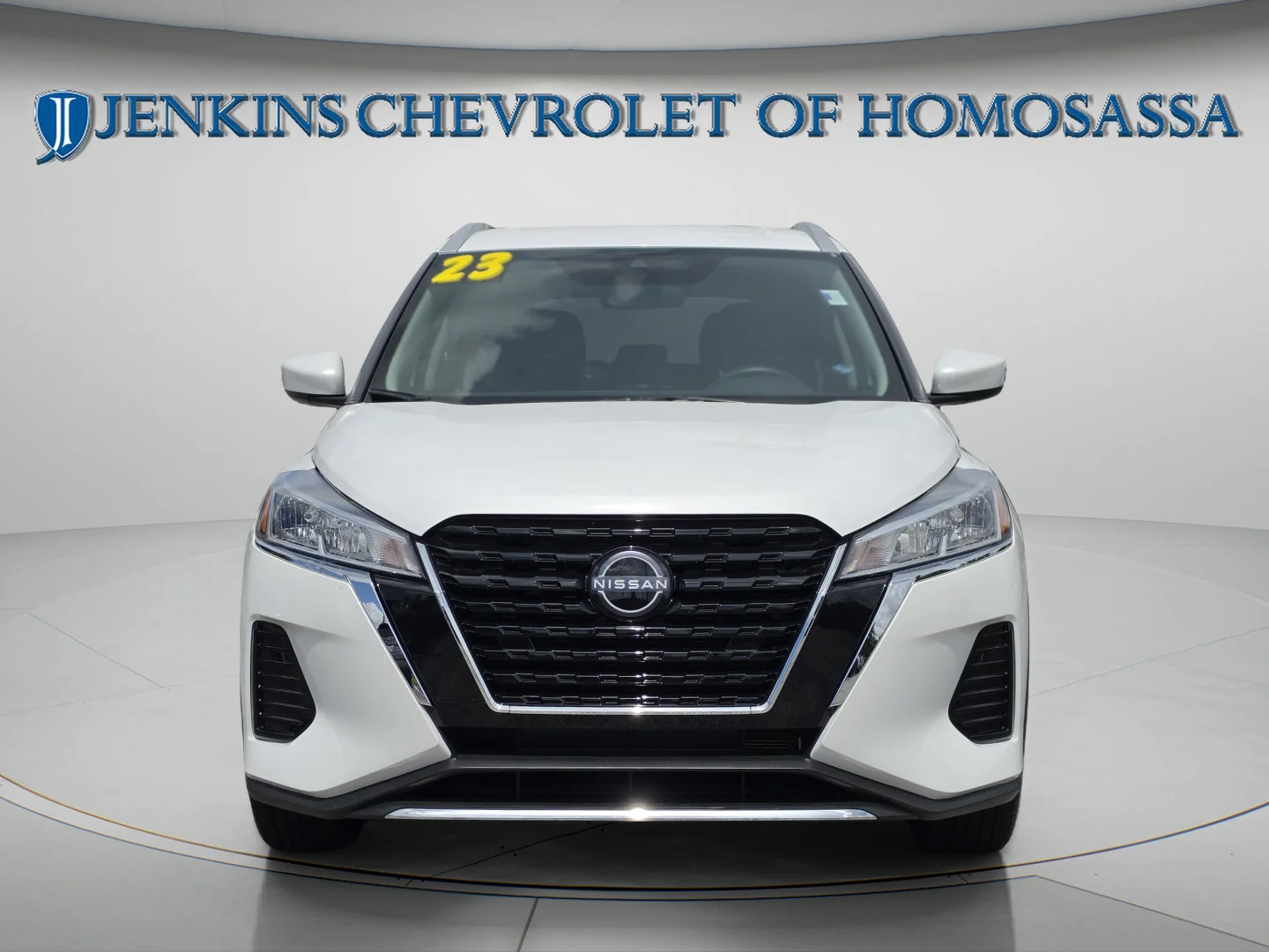 Used 2023 Aspen White Tricoat Nissan SV image 12