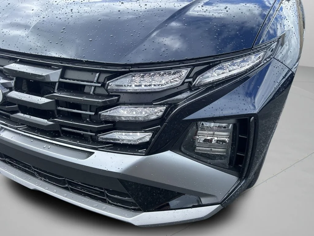 Used 2025 Blue Hyundai SEL Convenience image 13