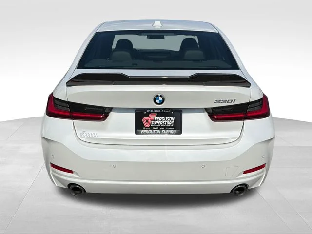 2023 BMW 3 Series 330i - Photo 6