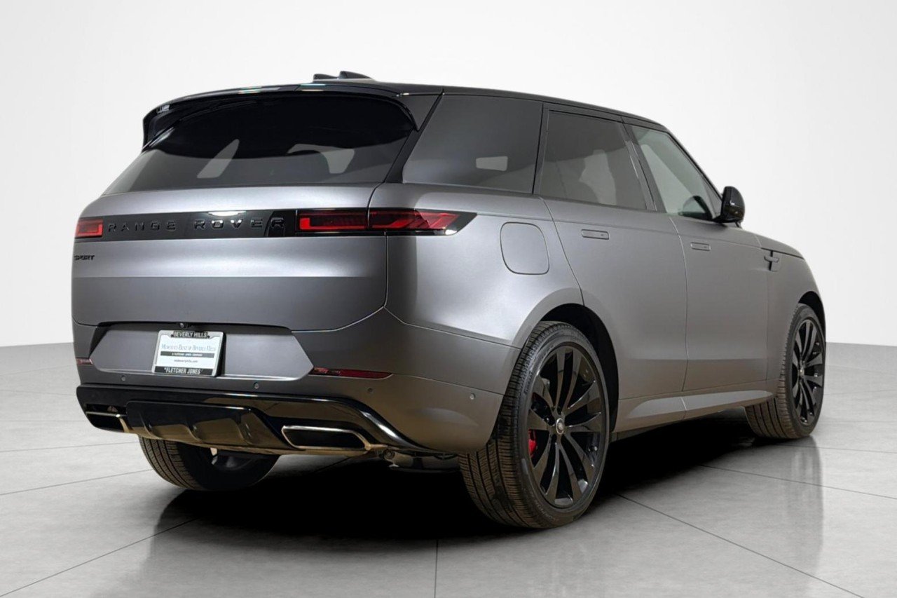Used 2025 VELOCITY BLUE SV Land Rover Autobiography image 5