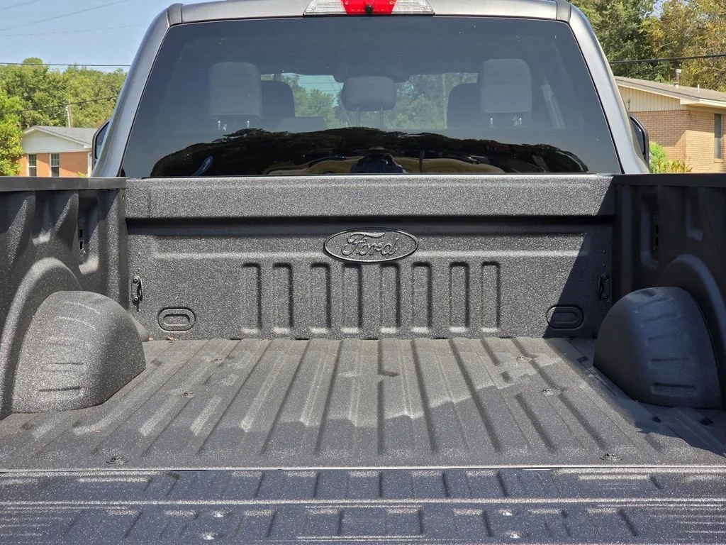 New 2026 Carbonized Gray Metallic Ford F-250® XLT image 8