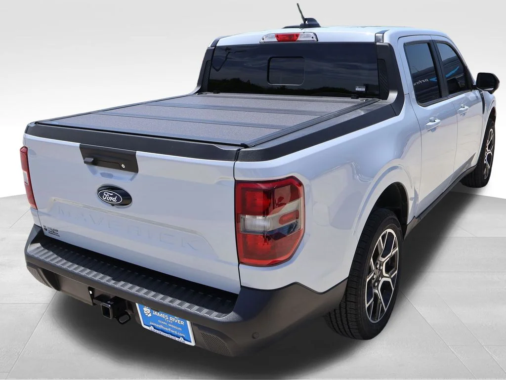 Certified Used 2025 White Metallic Ford Lariat image 6