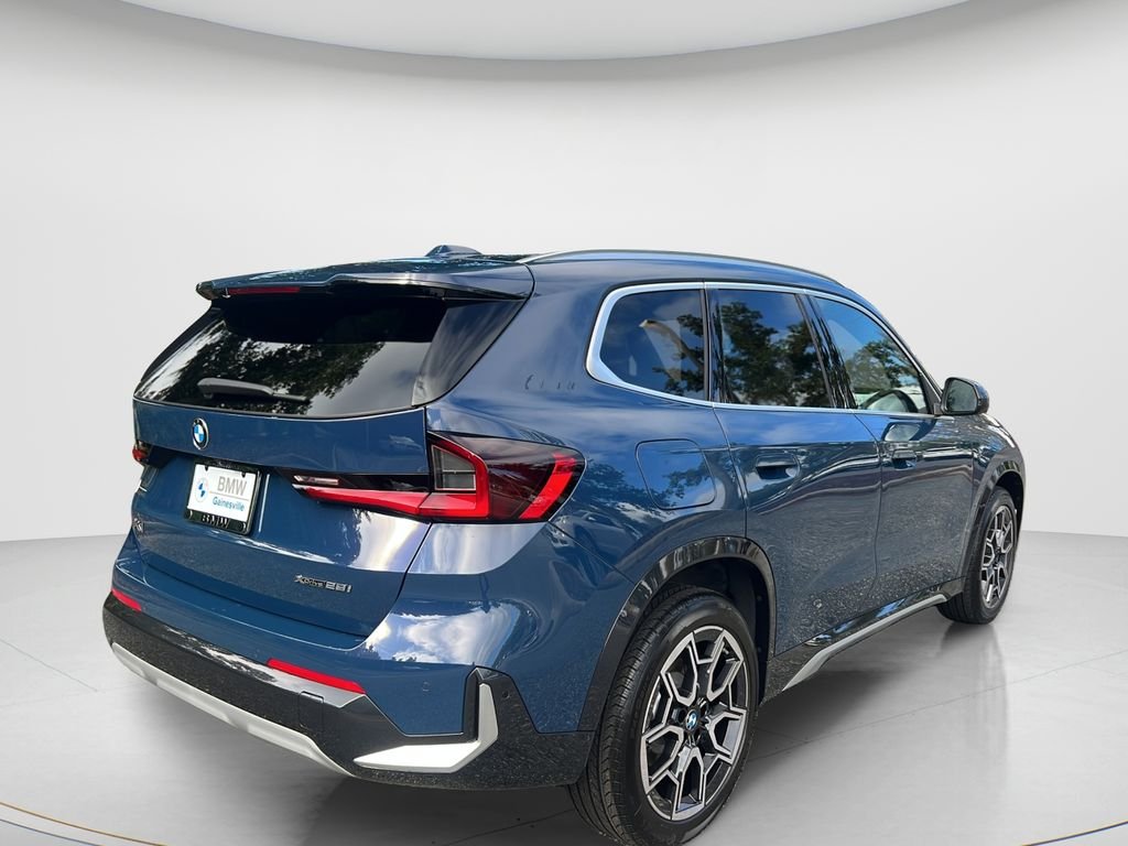 New 2027 Night Dusk Blue Metallic BMW xDrive28i image 5