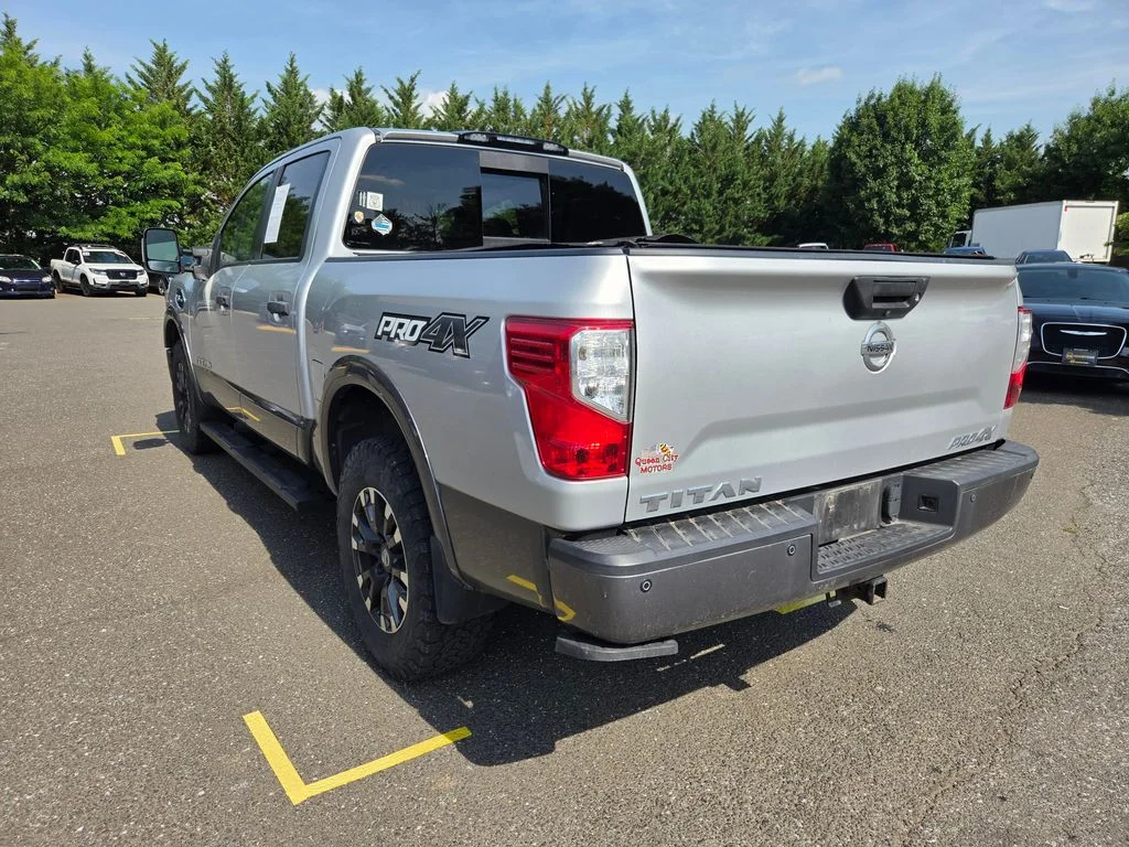 Used 2017 Silver Nissan PRO-4X image 5