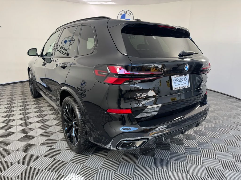 New 2026 Black Sapphire Metallic BMW xDrive40i image 8