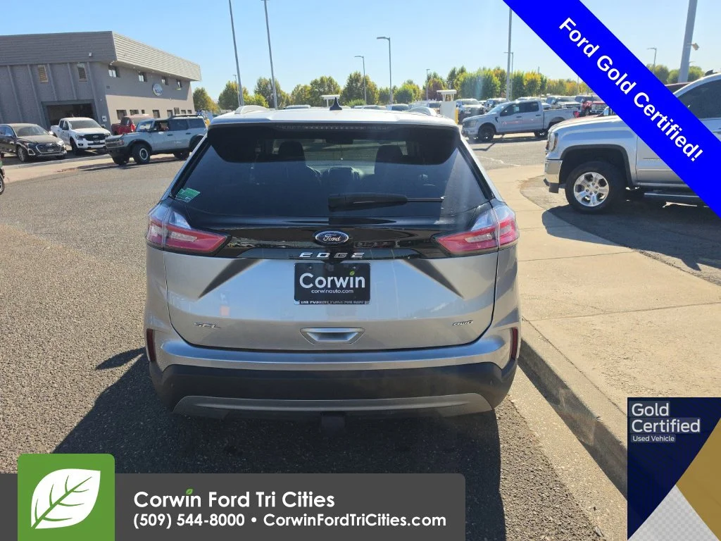 Used 2024 Silver Ford SEL image 6