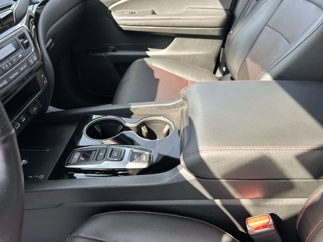 Used 2025  Honda Black Edition image 33