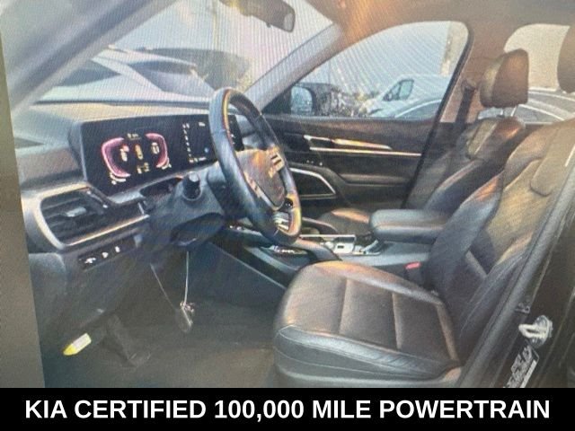 Used 2024 Black Kia S image 7
