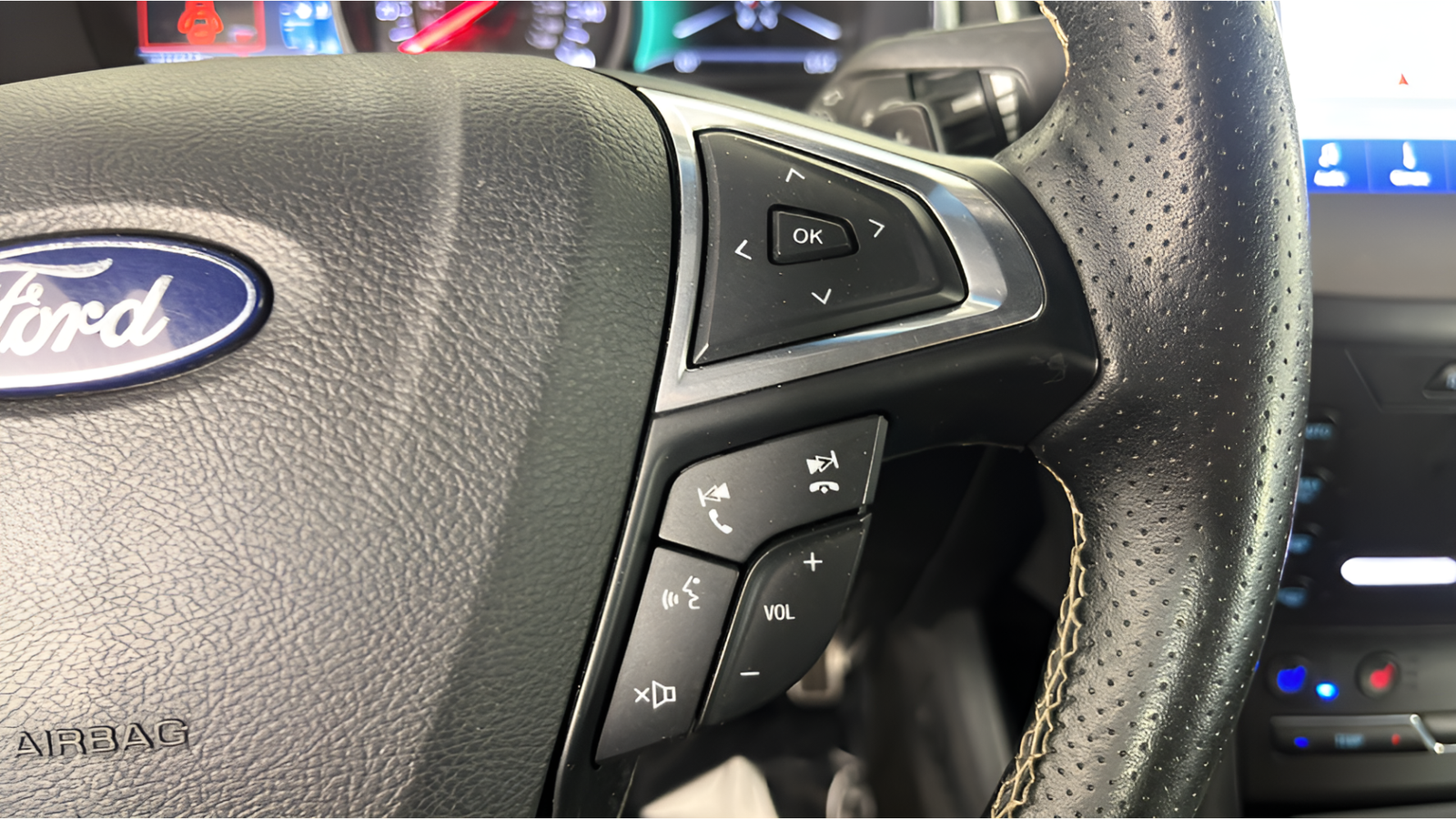 Used 2020 White Metallic Ford ST image 25