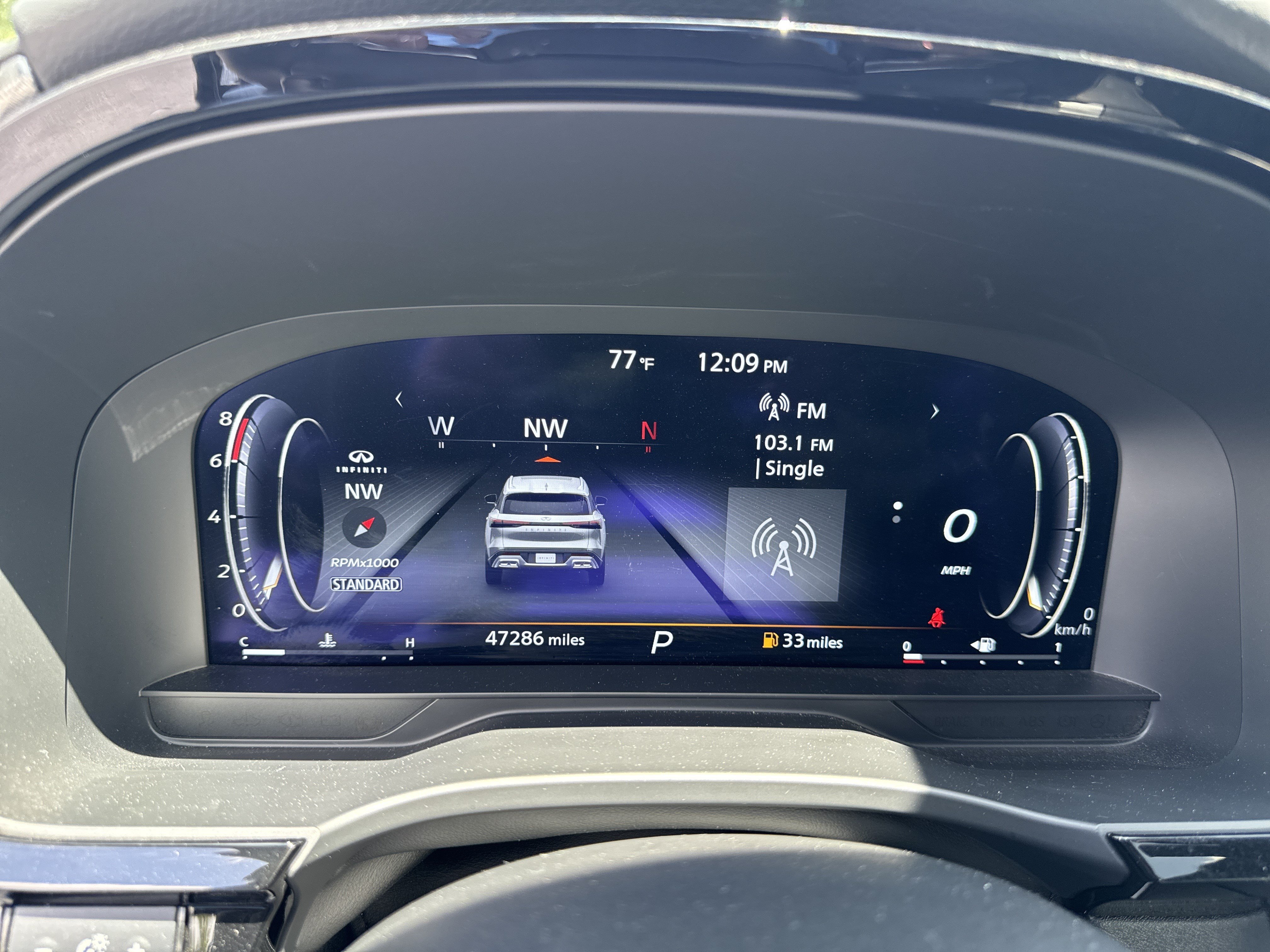 Used 2025 Mineral Black INFINITI LUXE image 19