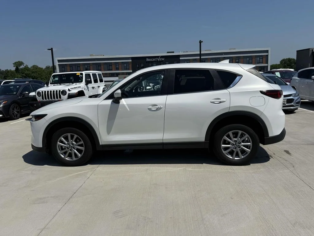 Used 2023 White Mazda 2.5 S Select Package image 4