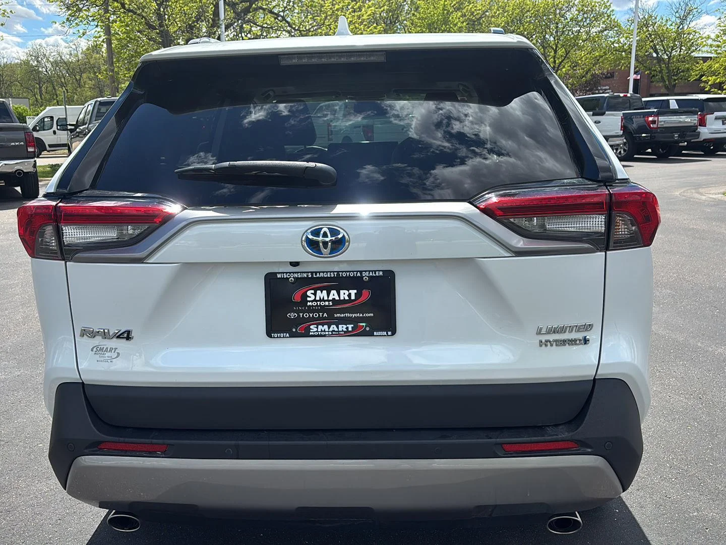 Used 2023 Wind Chill Pearl Toyota Limited image 21