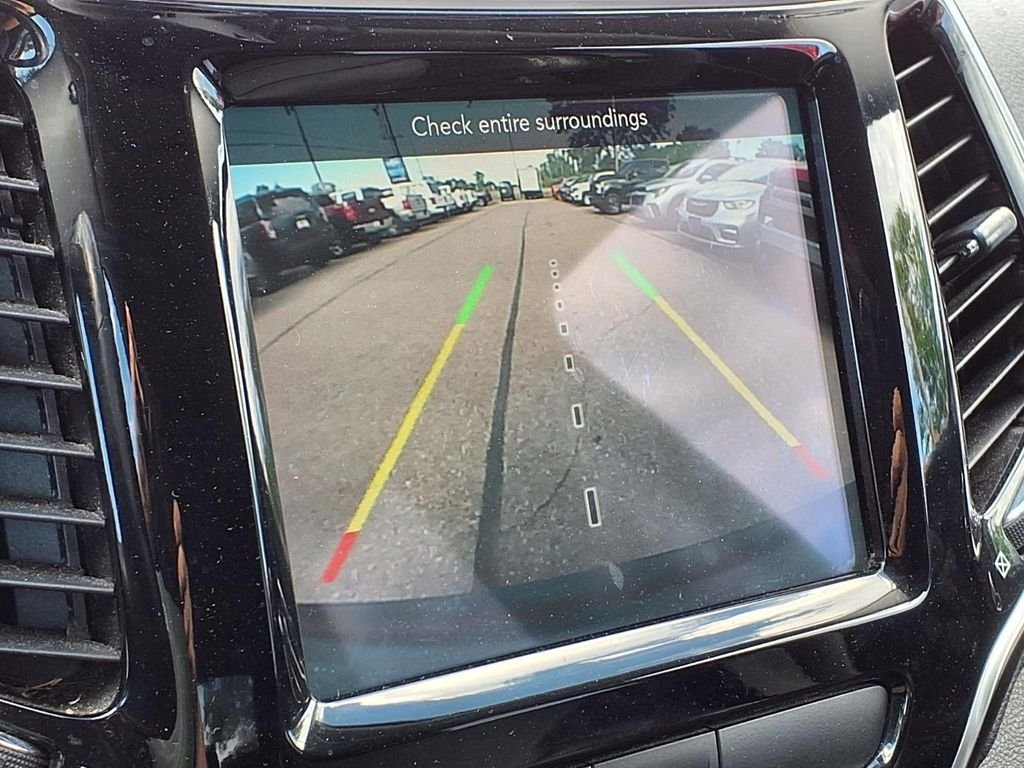 Used 2020 Gray Jeep Limited image 16