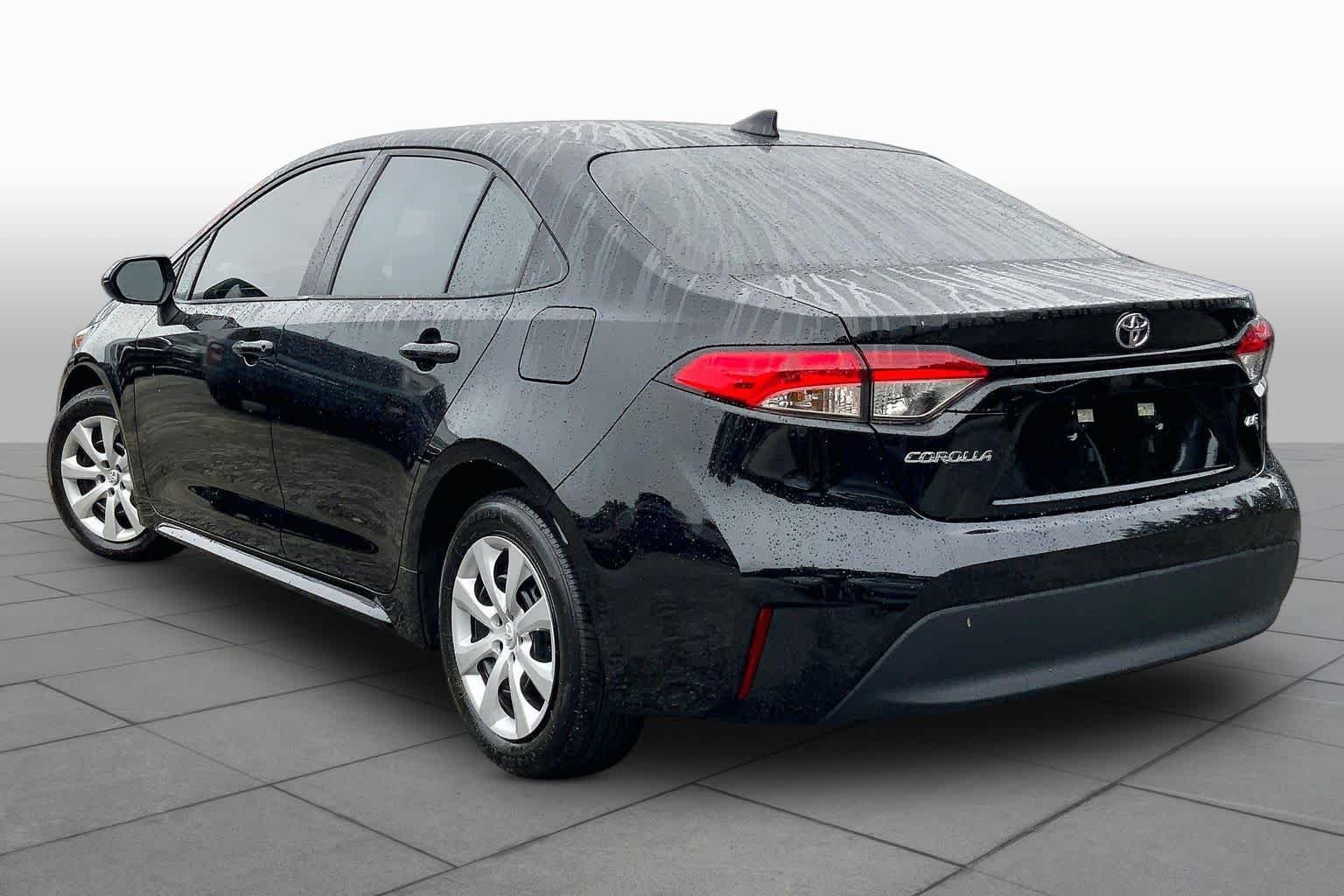 Used 2025 Midnight Black Metallic Toyota LE image 12