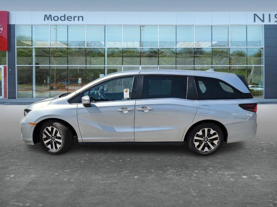 Used 2025 Solar Silver Metallic Honda EX-L image 6