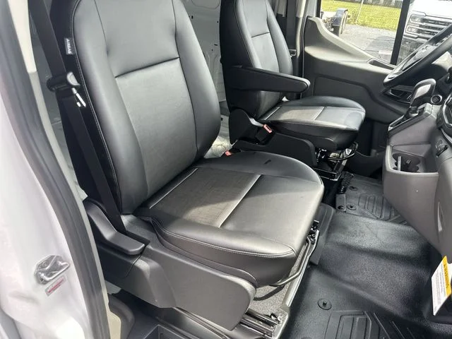 New 2026 Oxford White Ford Cargo Van image 24