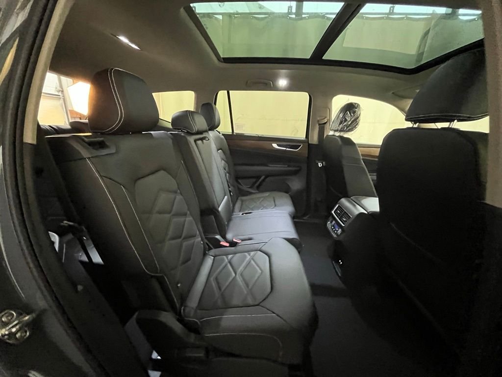 New 2026 Gray Volkswagen 2.0T SE w/Technology image 24