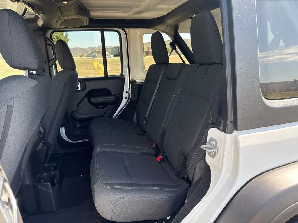 Used 2025 White Jeep Sport S image 19