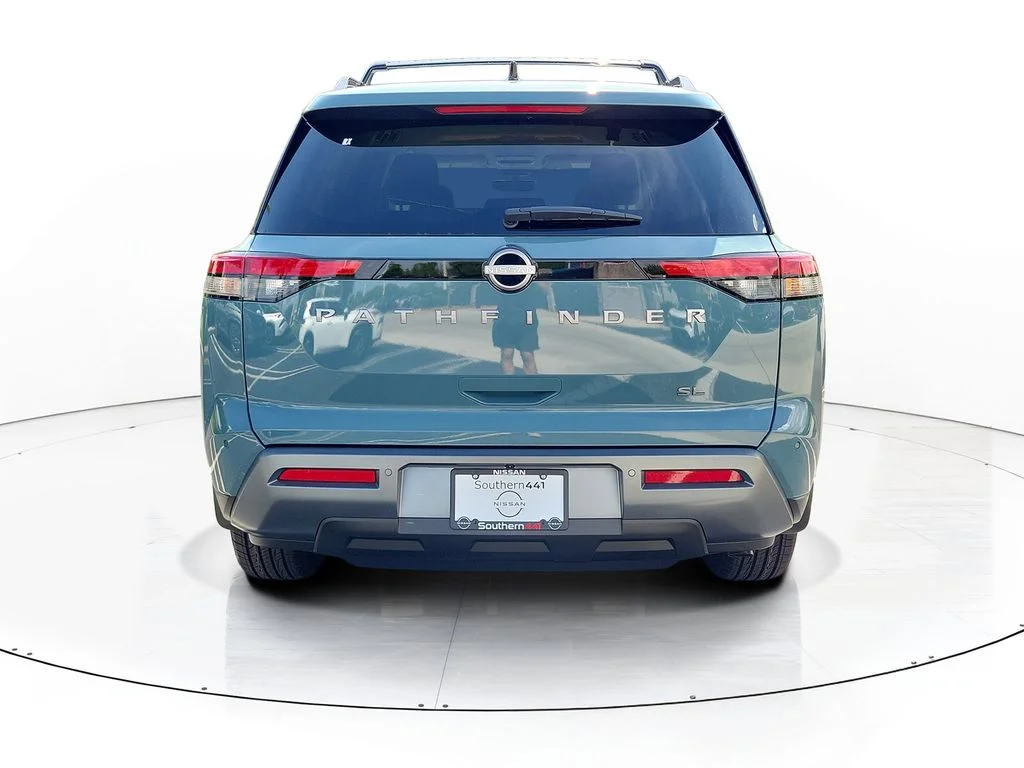New 2026 Green Nissan SL image 6