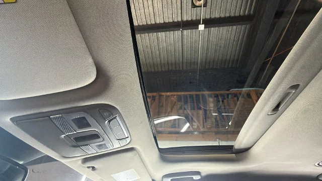 Used 2022 Green Kia EX image 31