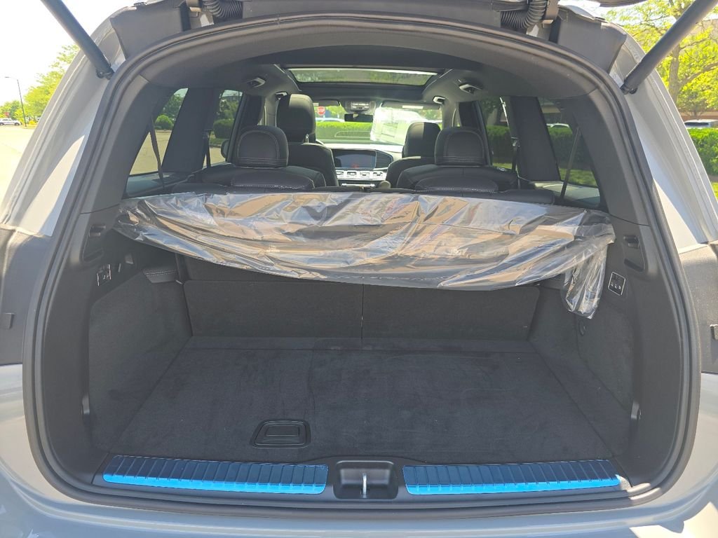 New 2026 MANUFAKTUR Alpine Grey Mercedes-Benz GLS 450 image 18