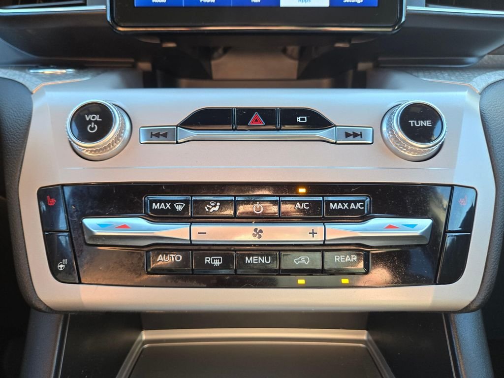 Used 2023 White Metallic Ford Timberline image 29