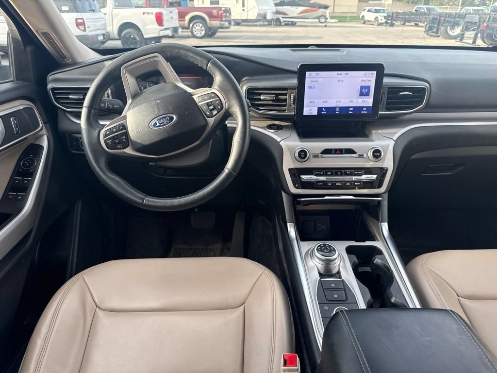Used 2023 Red Metallic Ford XLT image 22