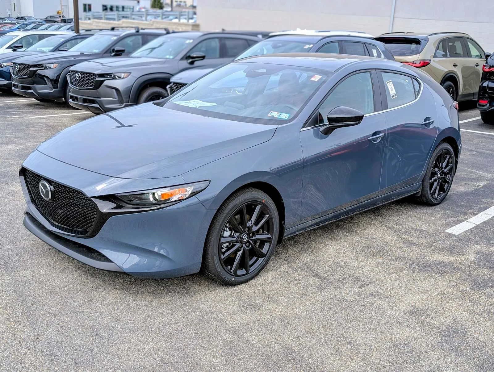 2026 Mazda CX-3 2.5 Carbon Ed. AT 5-Door SKYACTIV AWD's photo