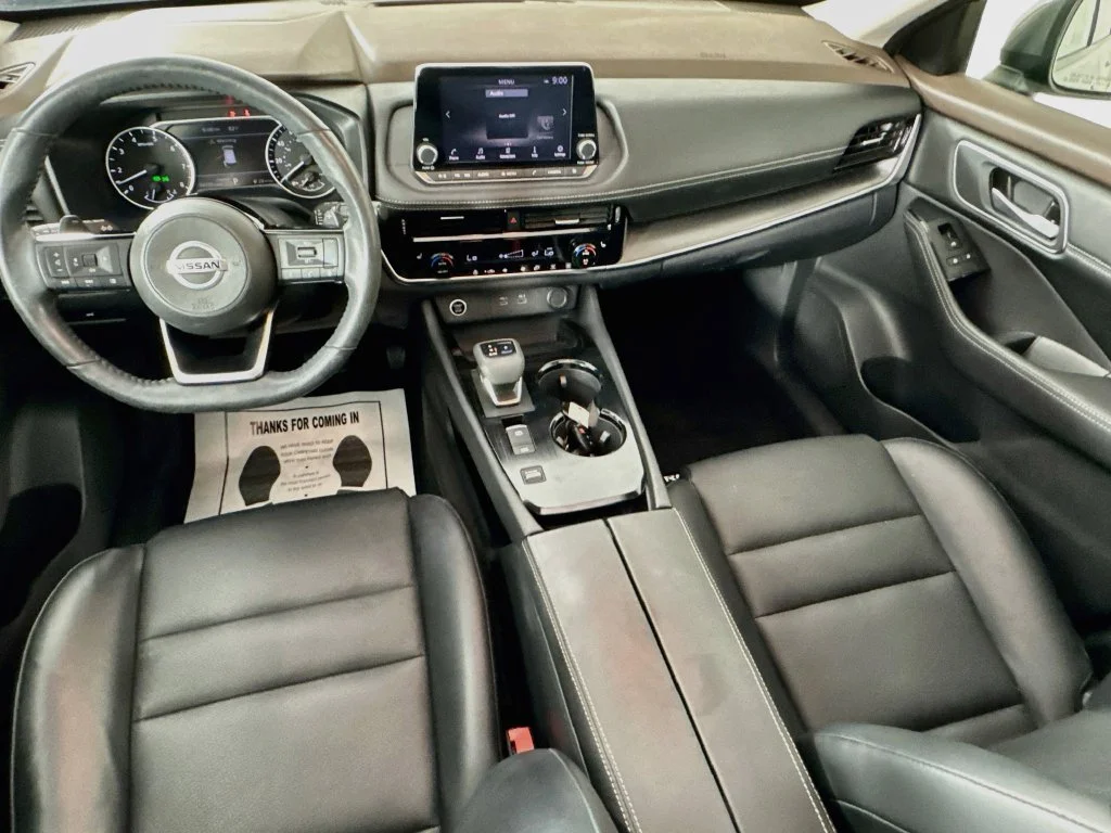Used 2021 Gun Metallic Nissan SV image 26