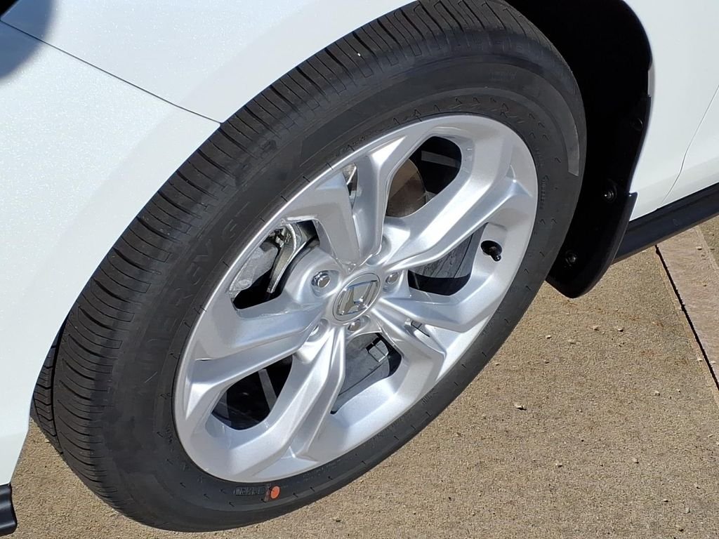 New 2026 Platinum White Pearl Honda LX image 14