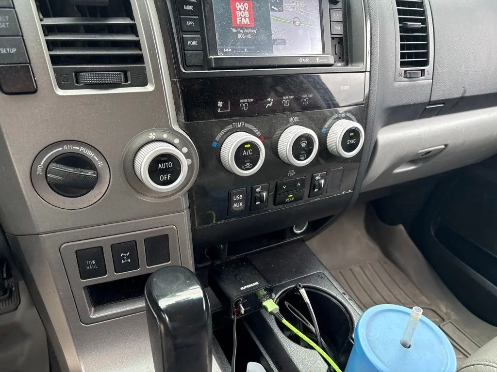 Used 2015 White Toyota SR5 image 19