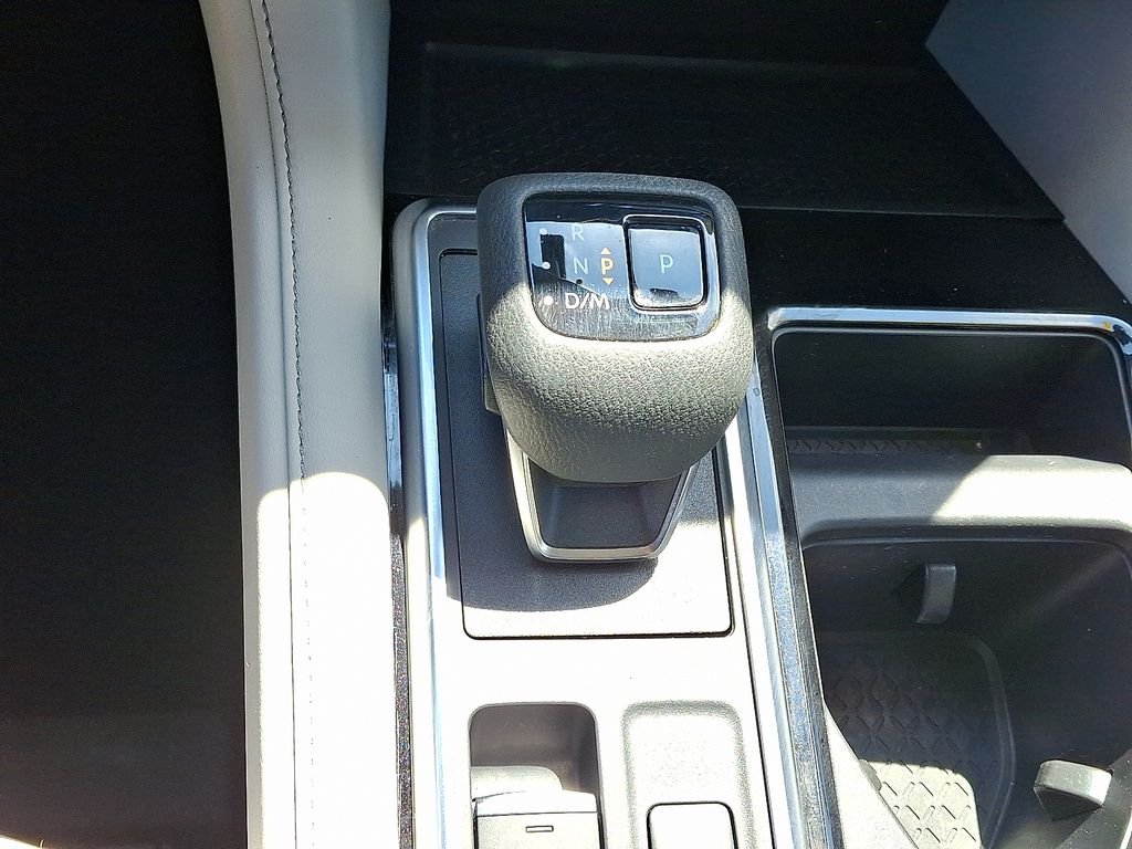 Used 2023 Black Nissan SL image 16