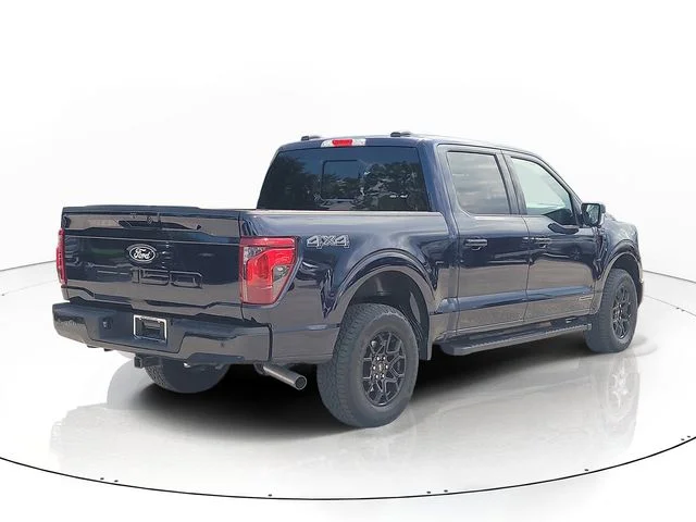 Used 2024 Blue Ford XLT image 5