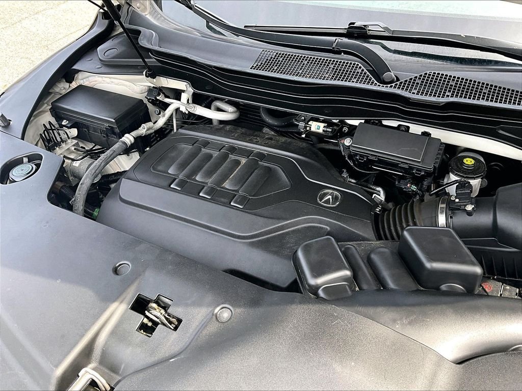 Used 2019 White Acura 3.5L Technology Package image 35