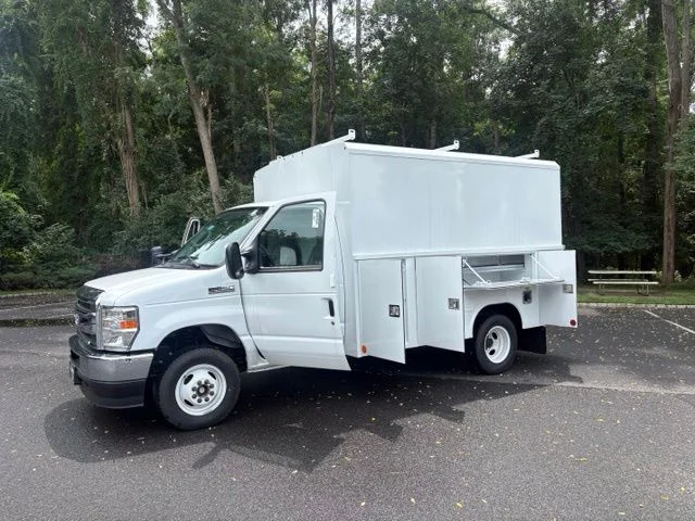 2026 Ford E-Series Cutaway Base - Photo 25