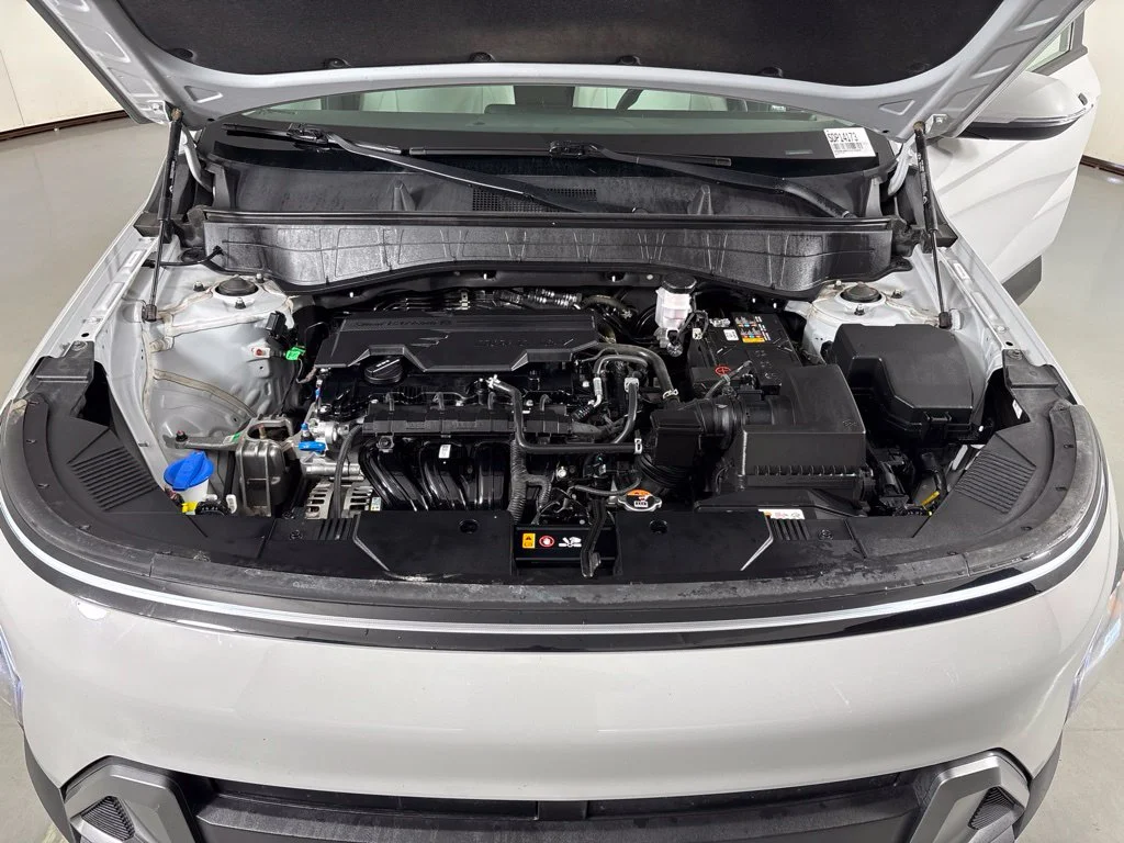 Used 2025 Gray Hyundai SEL image 41
