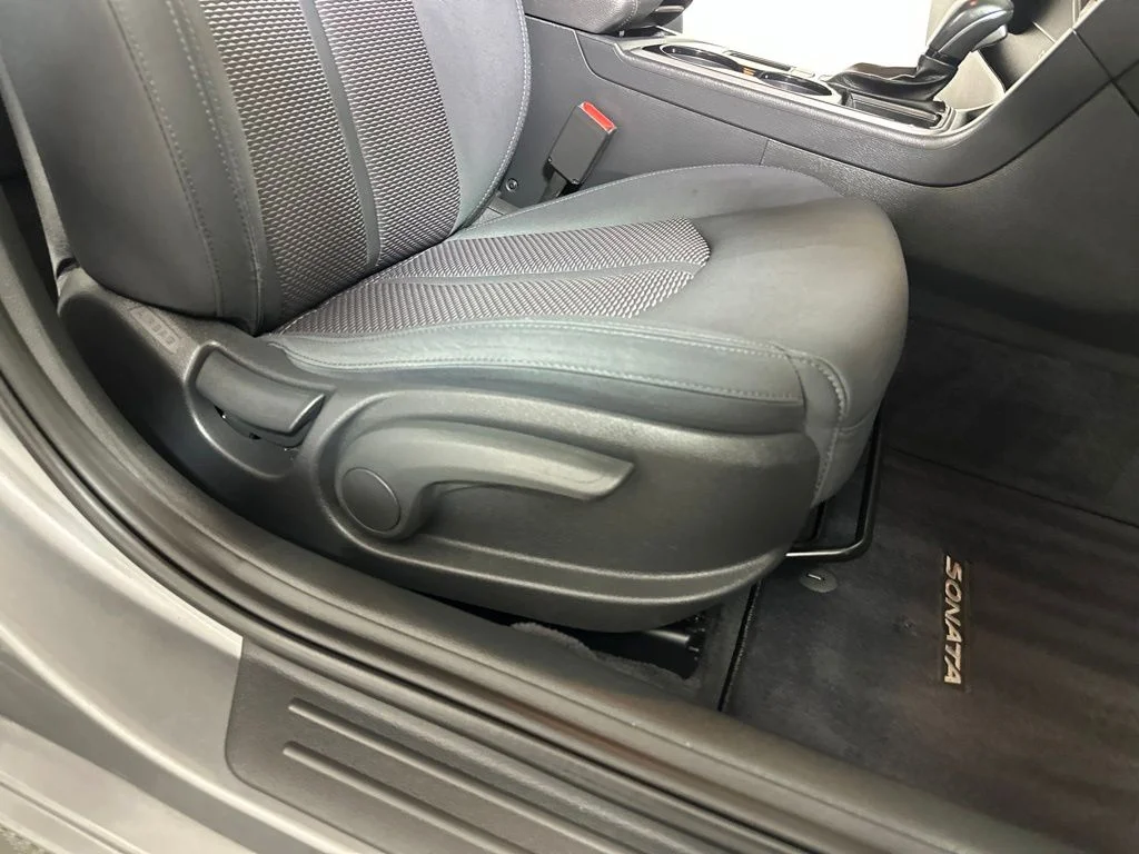 Used 2019 Machine Gray Hyundai SEL image 24