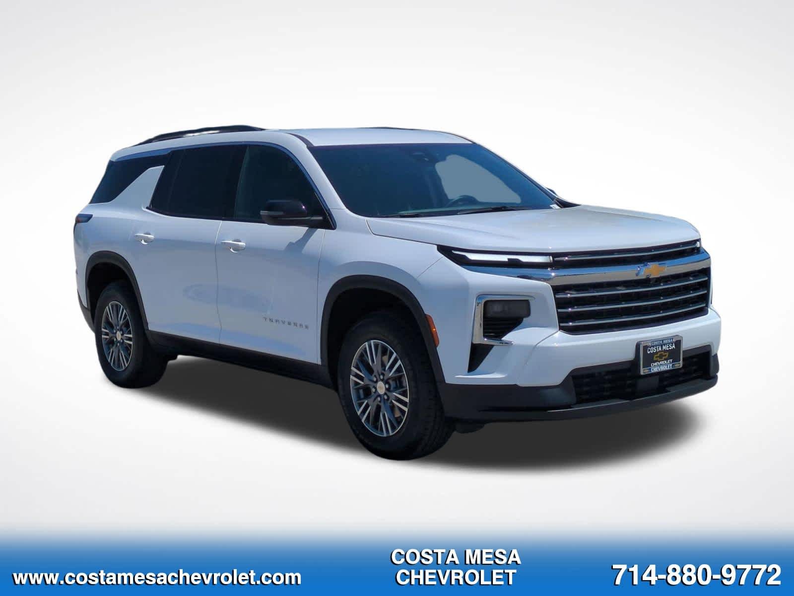 Used 2025 Summit White Chevrolet LT image 3