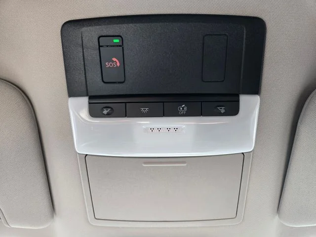 Used 2025 Gray Nissan SV image 26