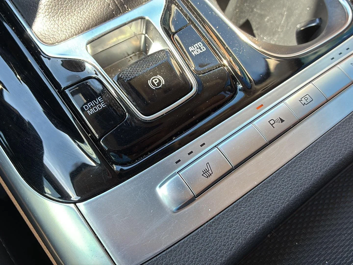 Used 2024 Astra Blue Kia EX image 39