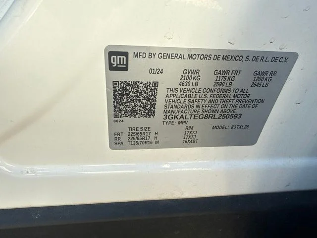 Used 2024 White GMC SLE image 8