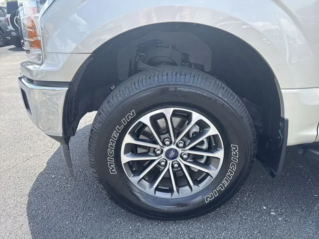 Used 2018 Gold Ford XLT image 20