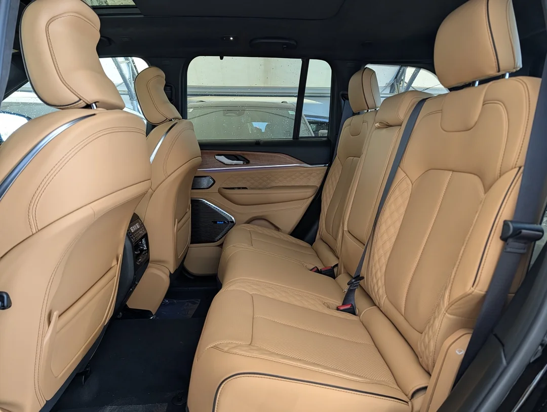New 2026 Black Jeep Summit - - 4x4 - Advanced ProTech Group IV - Palermo Leather Seats - Head-Up Display & More! image 31