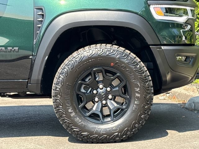 New 2026 Serrano-Green Metallic Exterior Paint RAM RHO image 8